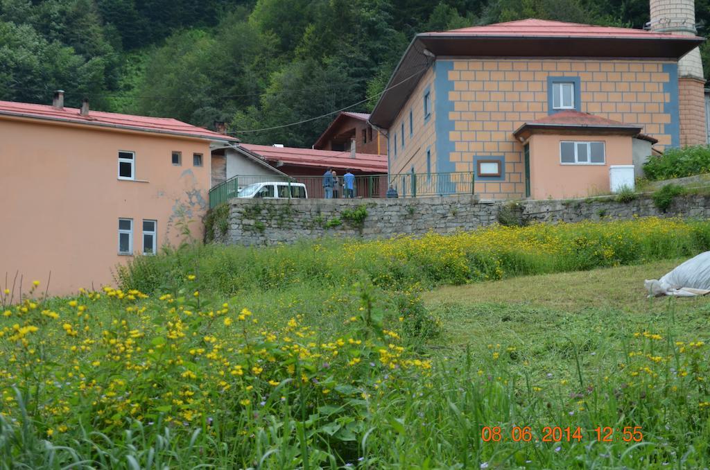 Zeren Pansiyon Kamalac Exterior foto